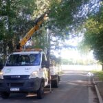 Avanzan las obras de iluminación en distintos barrios y espacios públicos de la ciudad