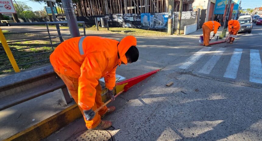 El municipio avanza con el plan anual de señalización vial en la ciudad