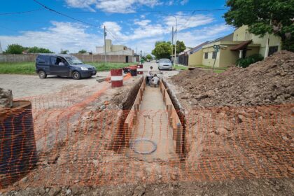 Importante obra de desagüe pluvial en barrio Laguna del Virrey