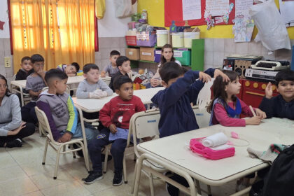 El CAPS 2 de Abril visitó el Jardín N° 902