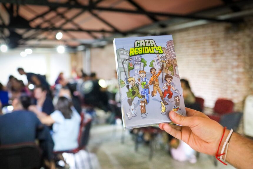 Taller sobre aprendizaje basado en juegos con foco en educación ambiental