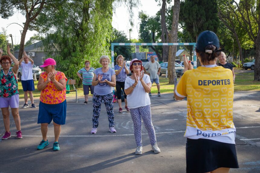 Gimnasia para adultos mayores: movimiento, salud y mejor calidad de vida Gimnasia para adultos mayores: movimiento, salud y mejor calidad de vida