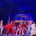 Adultos mayores disfrutaron de una emotiva salida gratuita al Cirque XXI