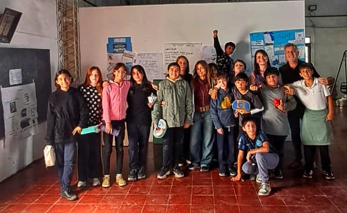 Taller “Atahualpa Yupanqui: Patrimonio, Identidad y Memoria” en la EP N°19 de Peña