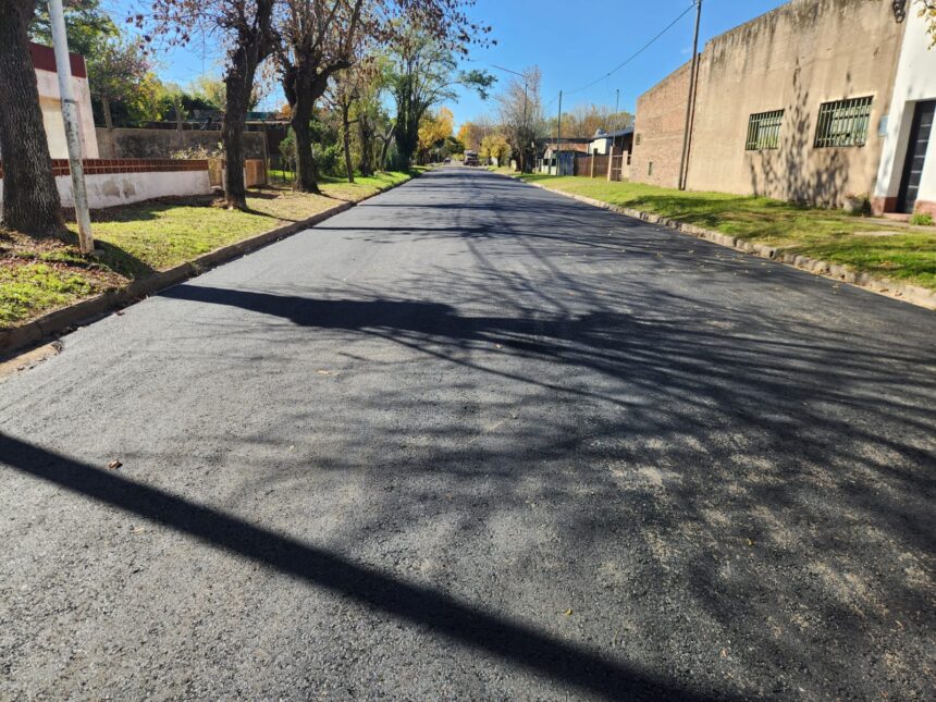 Pavimentación en Urquiza: continúan las mejoras para optimizar la circulación en la localidad Pavimentación en Urquiza: continúan las mejoras para optimizar la circulación en la localidad