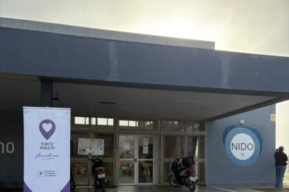 La Dirección de la Mujer completó el primer mes de «Punto Violeta en Movimiento» recorriendo barrios y pueblos