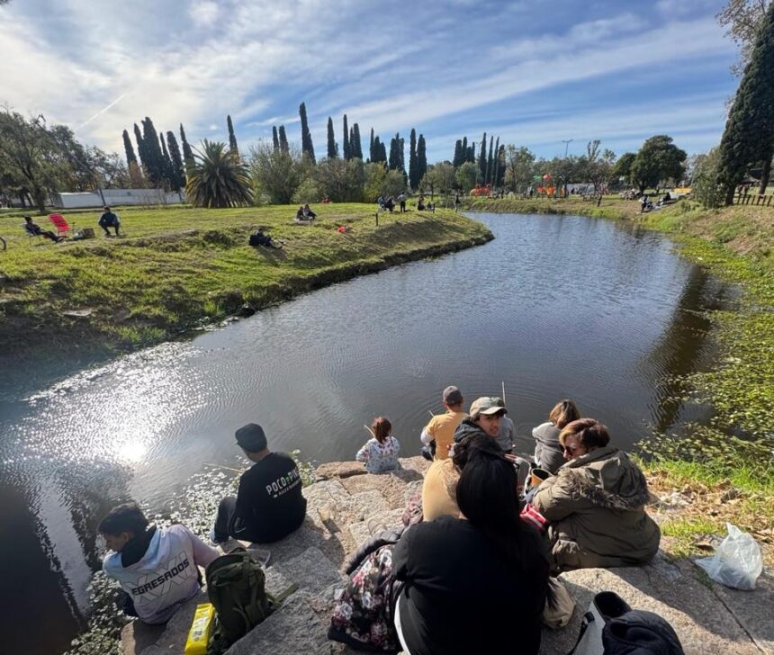 Vuelven las actividades de la Escuela de Pesca con una mateada en el Parque Municipal Vuelven las actividades de la Escuela de Pesca con una mateada en el Parque Municipal