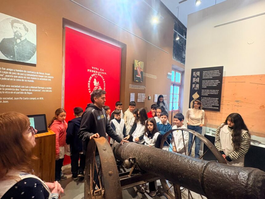 Estudiantes de Turismo realizan sus prácticas profesionales en museos y espacios culturales de Pergamino Estudiantes de Turismo realizan sus prácticas profesionales en museos y espacios culturales de Pergamino