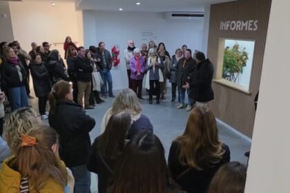 Más de 120 personas participaron de la primera visita guiada al Teatro San Martín Más de 120 personas participaron de la primera visita guiada al Teatro San Martín