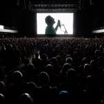 El Teatro San Martín suma visitas guiadas y la proyección del documental de Divididos